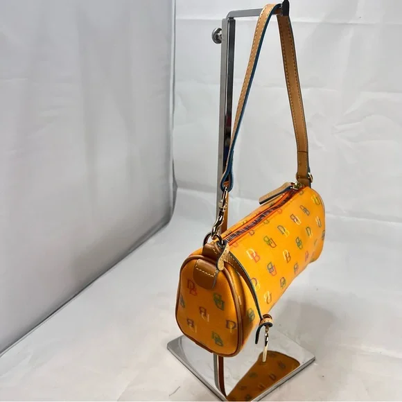 Dooney & Bourke Signature Orange Barrel Mini ShoulderBag- excellent condition! - Picture 2 of 13